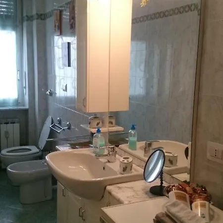 Apartment River House *